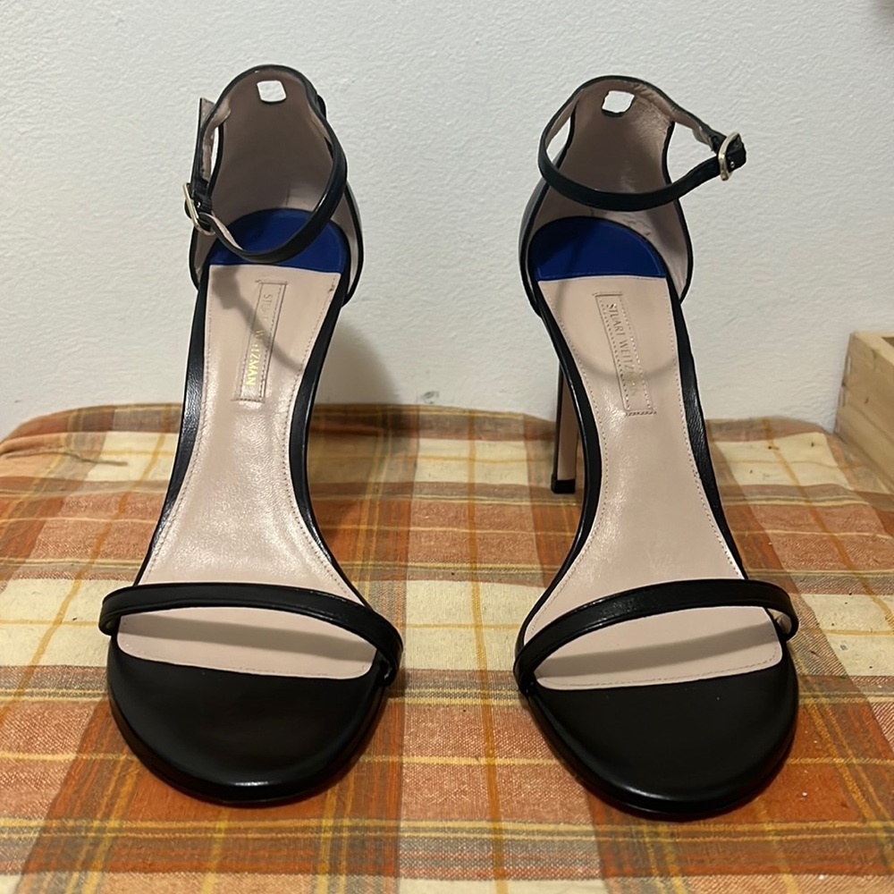 Stuart Weitzman discontinued nudist song